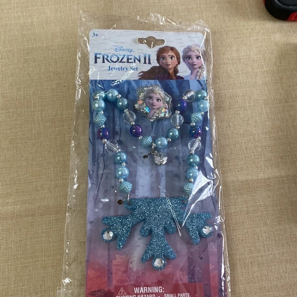 #8-Disney Frozen II Jewelry Set (AO)